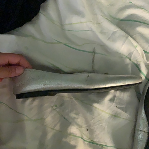 Silver flats - Picture 3 of 3